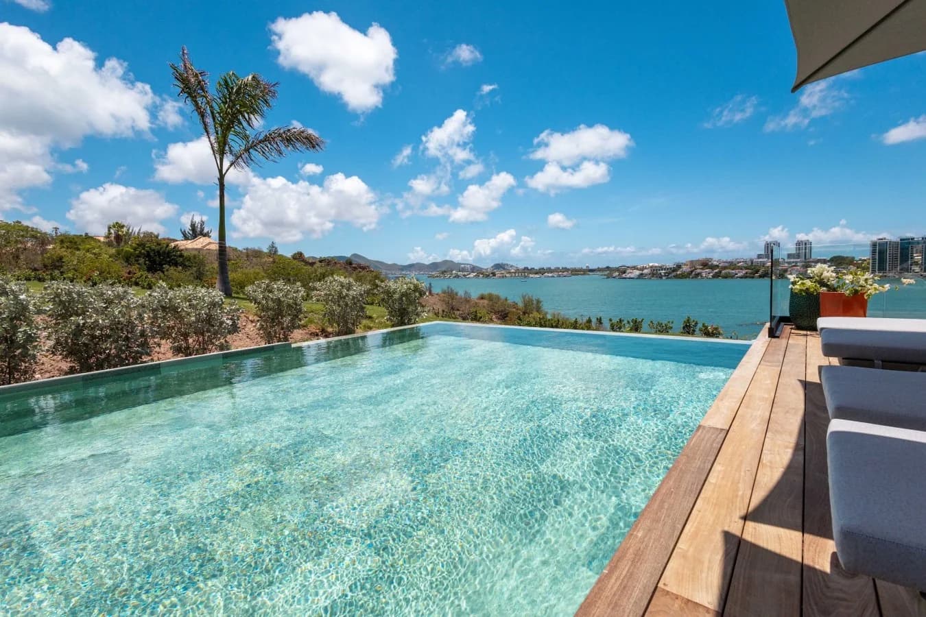 The pool facing the lagoon